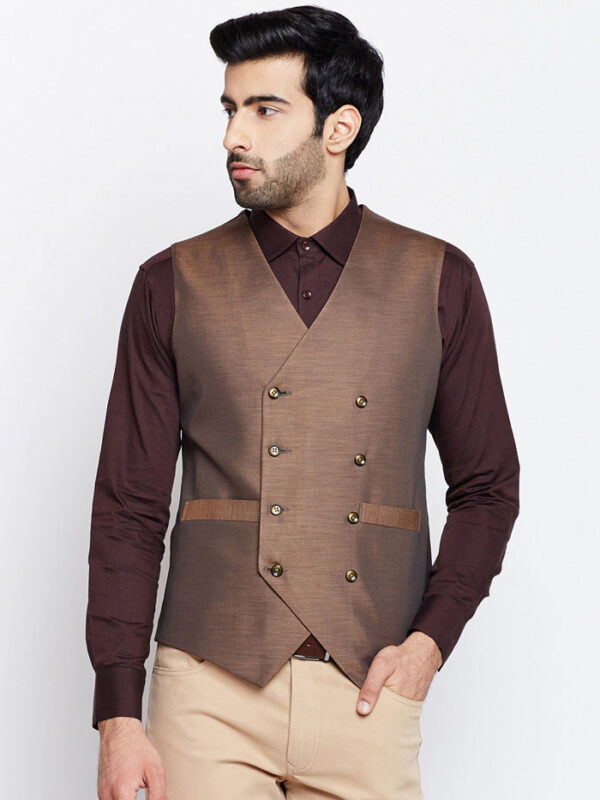 Solid Men Waistcoat in brown colour